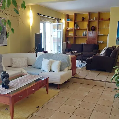 Catherine's Beachfront Apartment