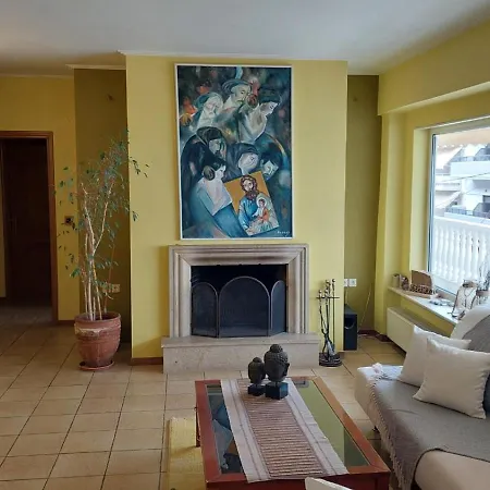 Catherine's Beachfront Apartment