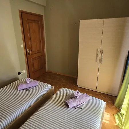 Catherine's Beachfront * Paralia Katerinis