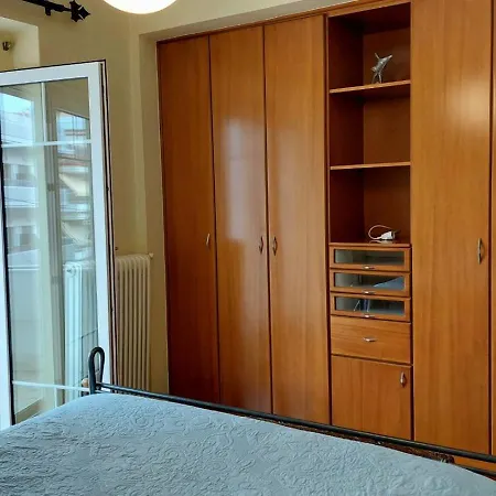 Catherine's Beachfront By Optimum Link Apartamento