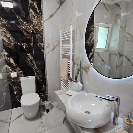 Apartamento Catherine's Beachfront By Optimum Link *