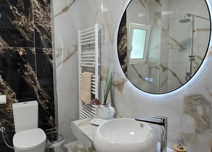 Appartamento Catherine's Beachfront By Optimum Link Paralía